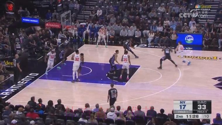 德罗赞27分 国王战胜尼克斯